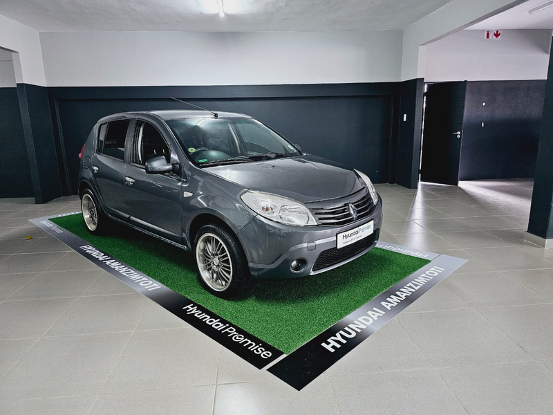 2009 Renault Sandero Hatchback