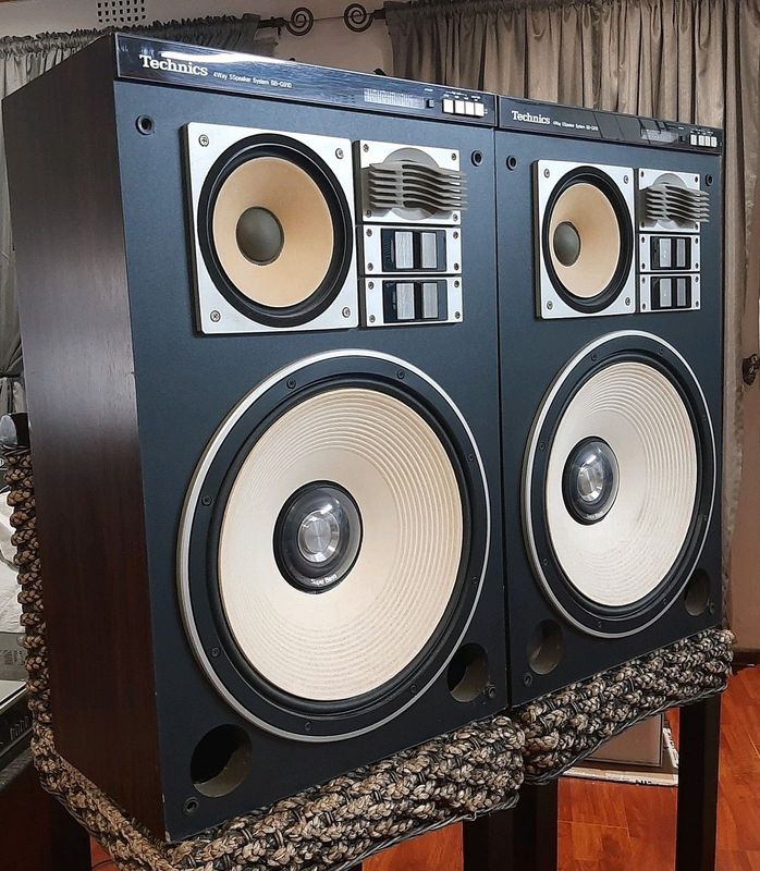 Technics SB-G910 speakers
