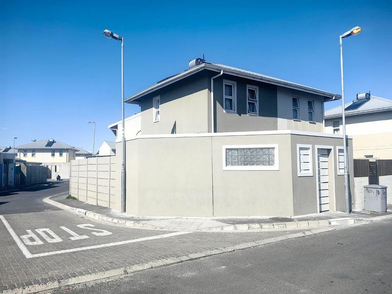 House For Sale in Harmony Village, Mitchells Plain