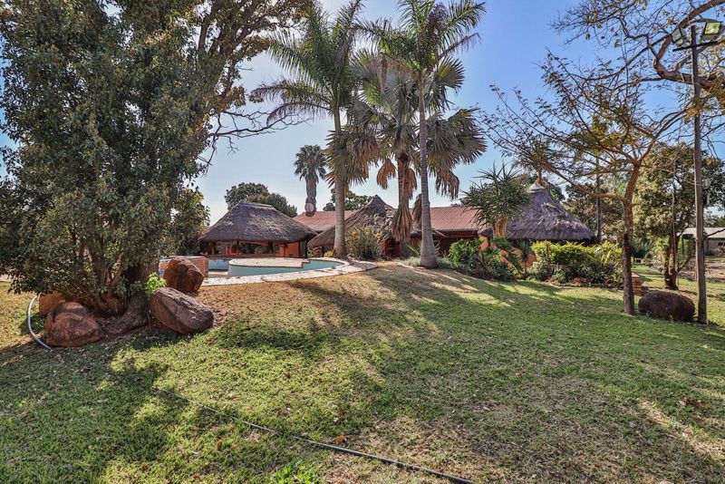 A Small Farm (21ha) with easy access to the N1 highway and Pretoria.