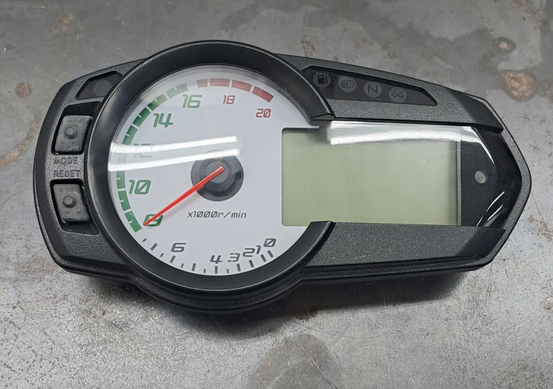 Kawasaki ZX6R speedo