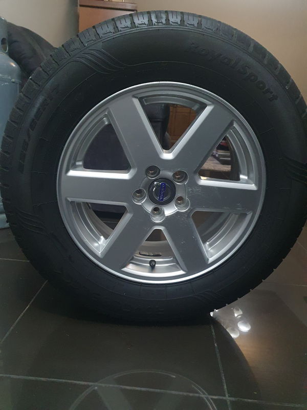 Authentic Volvo Mag with tyre