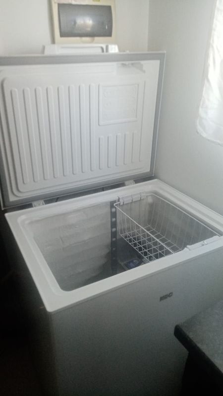 Chest freezer KIC 207 litres