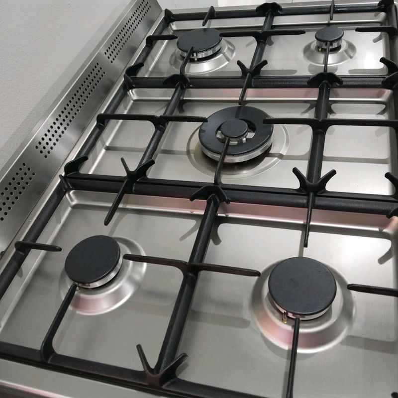 Red full gas stove