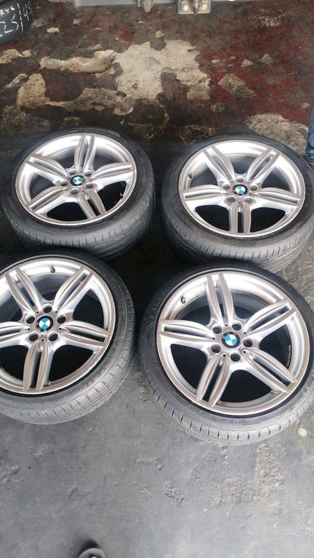 19 inch original BMW wide and narrow with good tyres runflat no repairs pcd 5/120