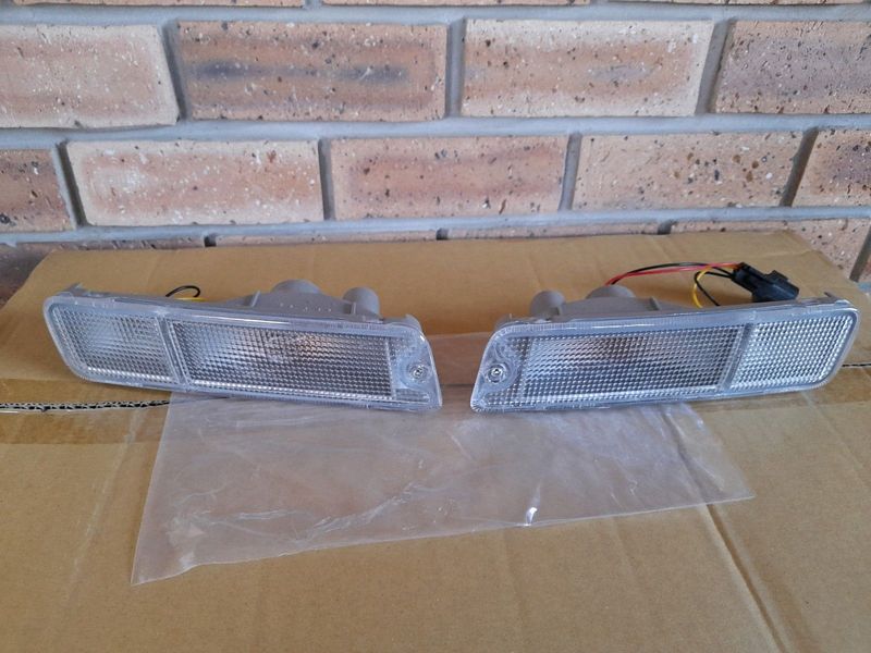 MITSUBISHI COLT 2003/08 BRAND NEW FRONT BUMPERS LAMPS SET CLEAR TYPE   FOR SALE: R250