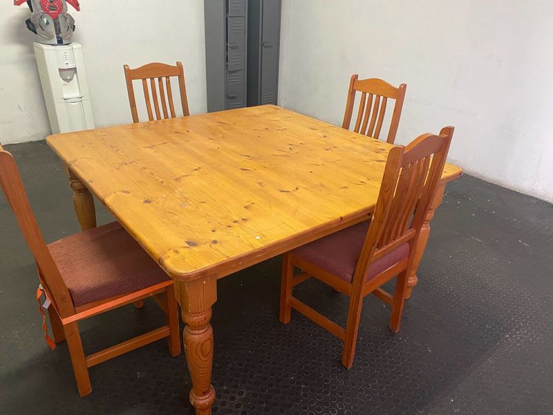 Square table with 8 chairs