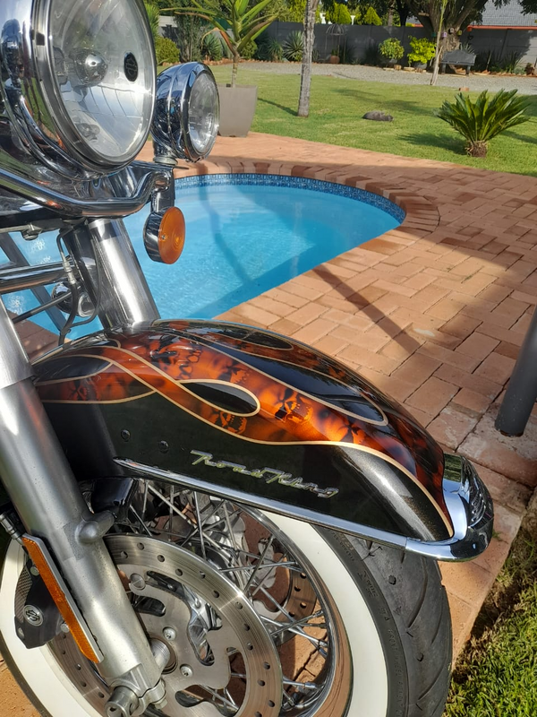 2012 Harley Davidson Road King Classic - Limited Edition Custom Paint Scheme! ️