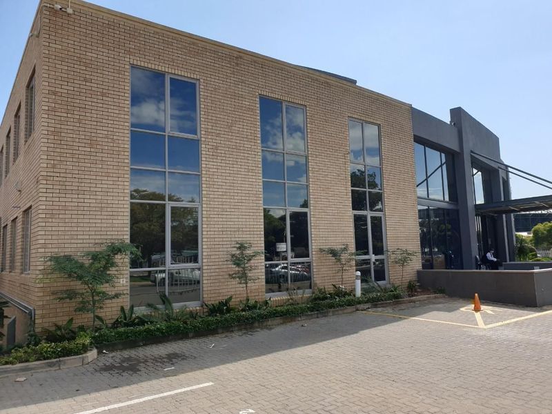 HATFIELD - 94 SQM A-GRADE OFFICE SPACE TO LET WITHIN CAPITAL JUNCTION ON FRANCIS BAARD STREET