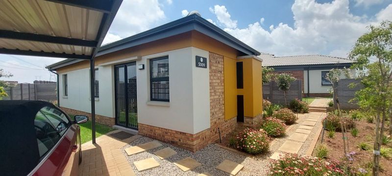 House in Buhle Park For Sale