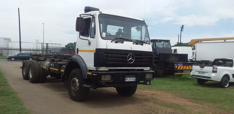 1996 MERCEDES BENZ POWERLINER 25-35 HOOKLIFT