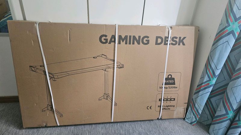 **BRAND NEW** Gaming/Work Desk for SALE!