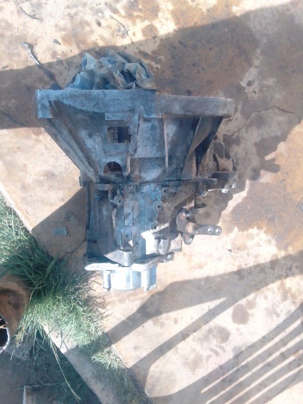 Alfa 147/156 2l gearbox for sale