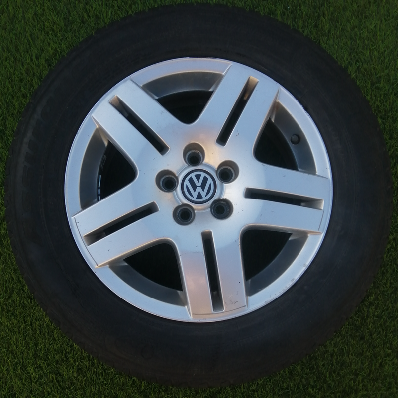 15 Inch Volkswagen Golf Sparewheel Available For Sale.Pcd-5x100.