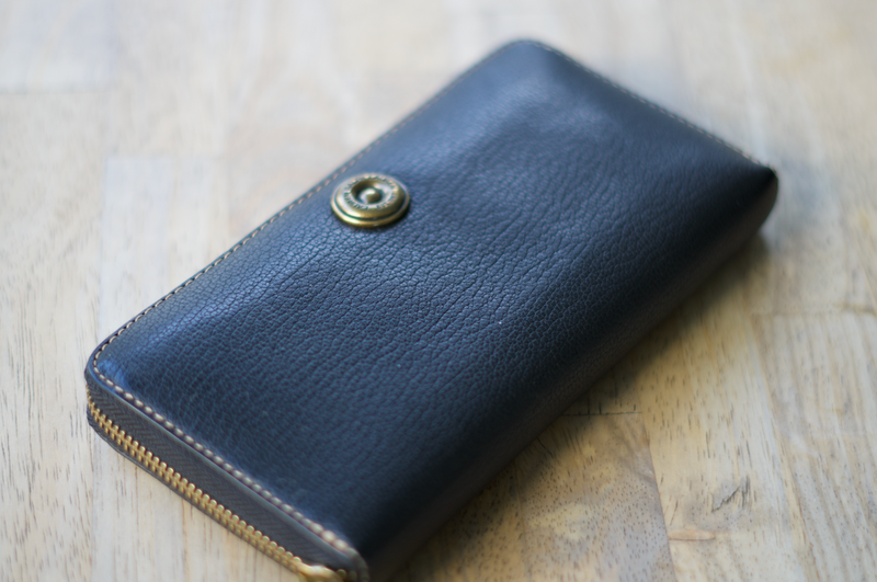 Ralph Lauren Millbrook Wallet Zip Around Pebbled Leather Black