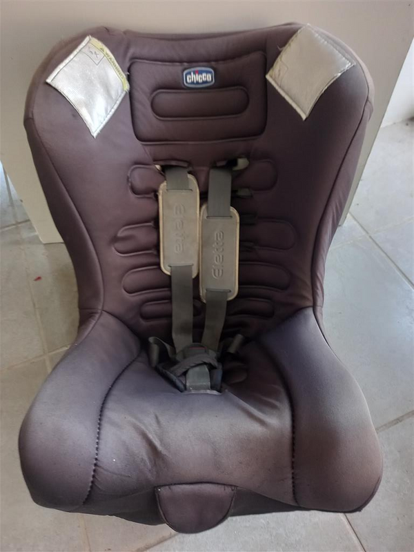 Chicco Child / Baby car seat