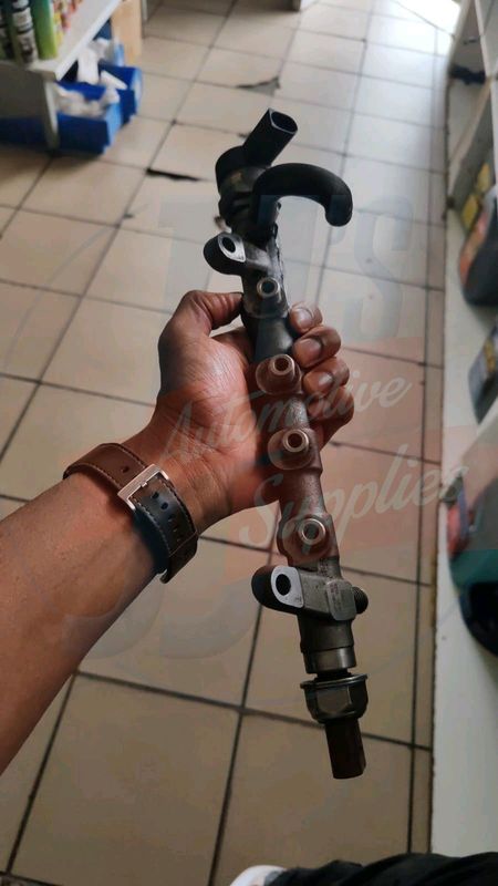 Vw / Audi 2.0tdi Diesel Rail W. Sensors For Sale