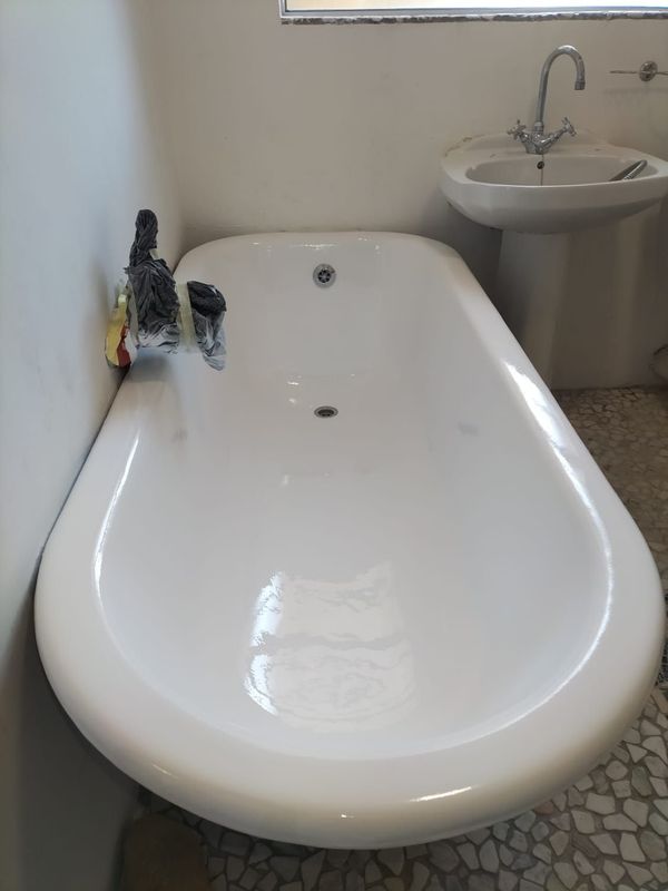 Don&#39;t replace your victorian bath.  Rather save your money and have our team resurface it.