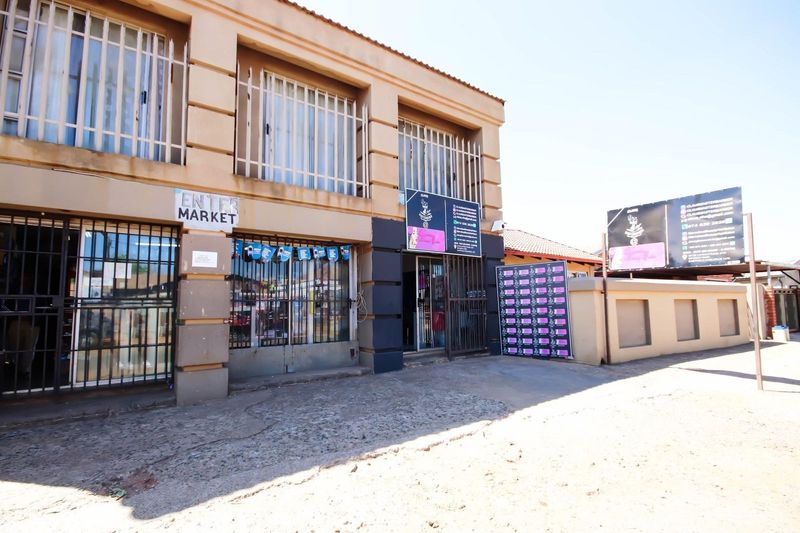 Amazing Investment Opportunity in Vosloorus - Fully Tenanted 8 Units and Generating Income