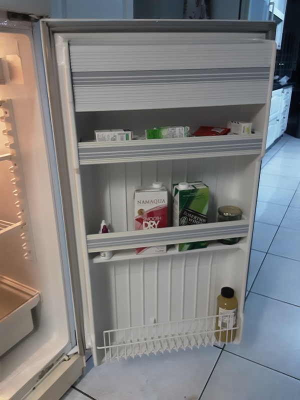 KIC FRIDGE 217L