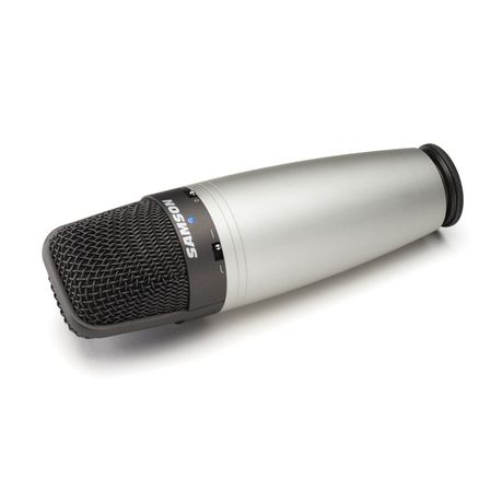 Samson C03 Multi-Pattern Condenser Microphone &#43; XLR (Female) to Aux (Male)