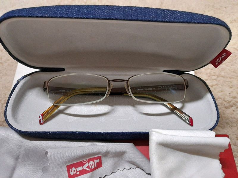 Levis Frame (Spectacles)
