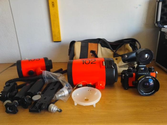 Nikonos V . Underwater Camera bundle