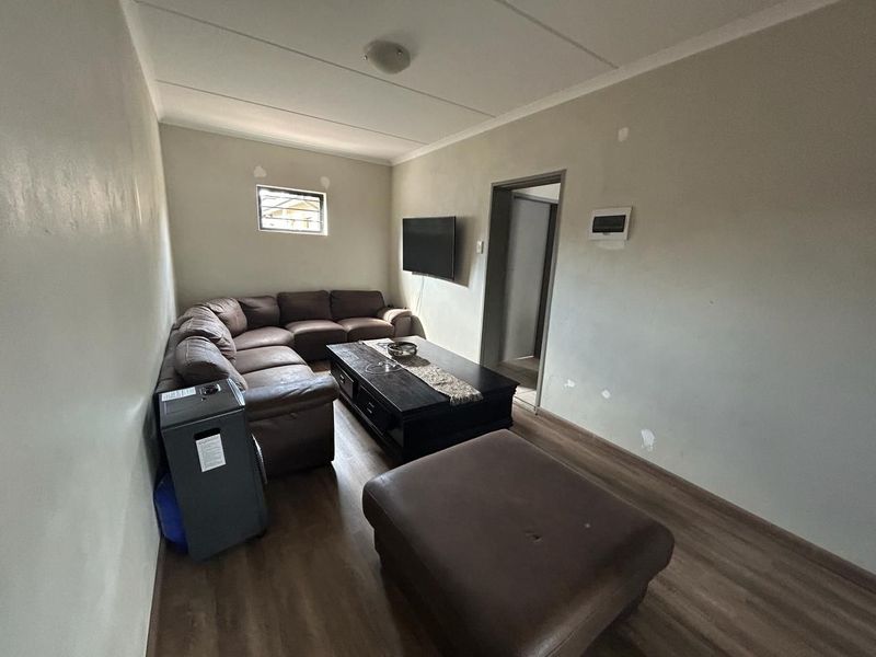 Double Storey, Family Home set On an Easy to Maintain Stand. with lots of added features.