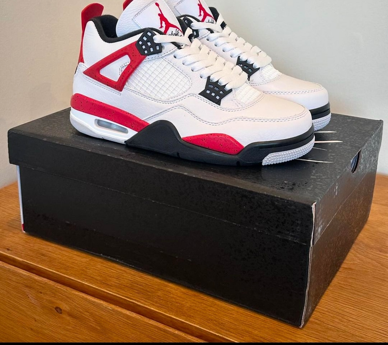 Nike Air Jordan 4 Red cerment