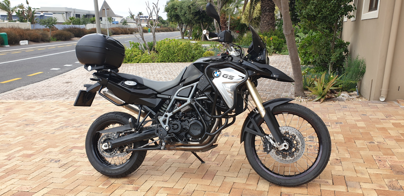 2016 BMW F 800 GS, in perfect condition with low KM, spare key, service books and many extras!!