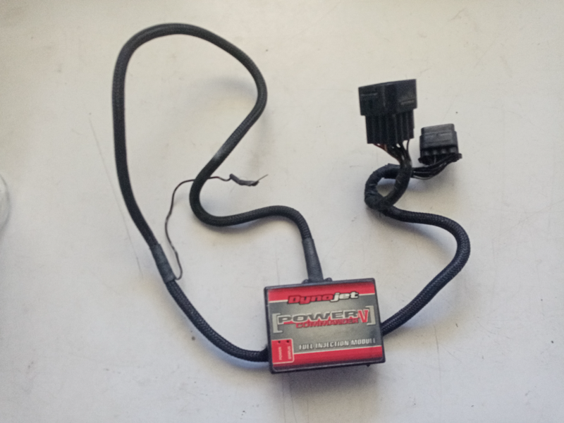 YAMAHA R1 power commander V  [5vy model 04-06]