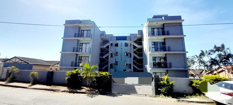 2 BEDROOMS Apartment FOR SALE in Montclair, Durban