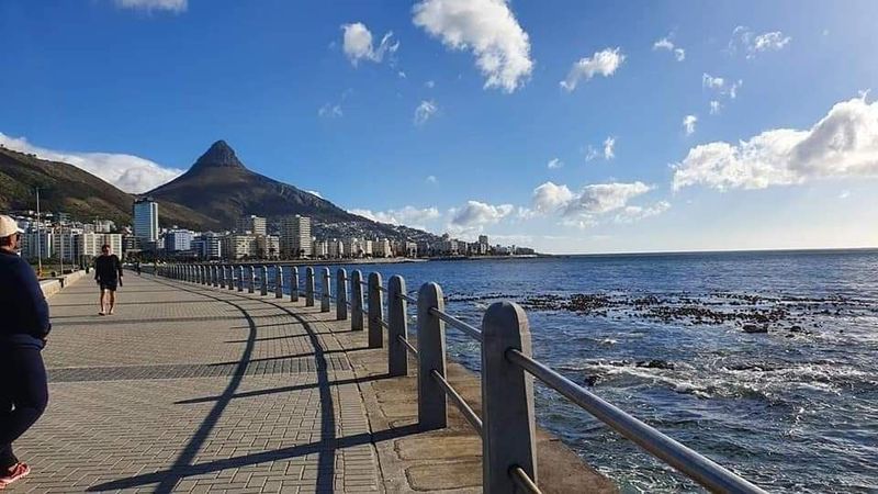 Furnished or unfurnished apartment available from 1 July in central Sea Point