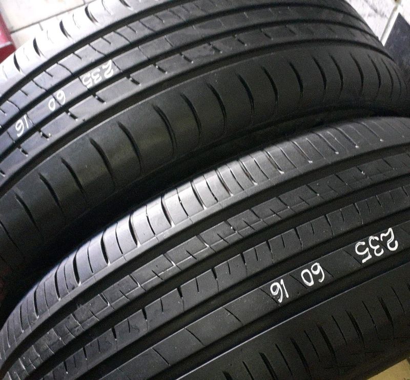 235/60/16 tyres for sale call/whatsApp 0631966190 for details we fit and balance.