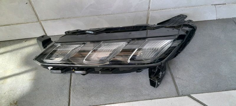 SUZUKI GRAND VITARA HEADLIGHT 2023