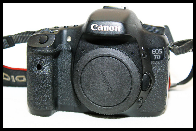 Canon EOS 7D - Body Only