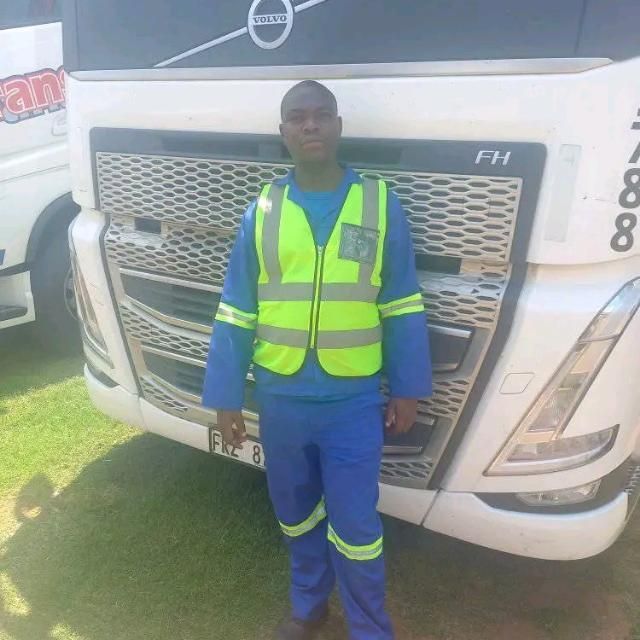 Cross Border superlink driver with 5 years experience