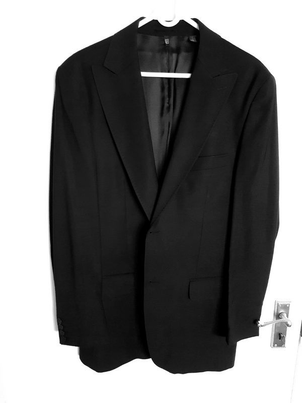 Zara Men&#39;s Black Suit.