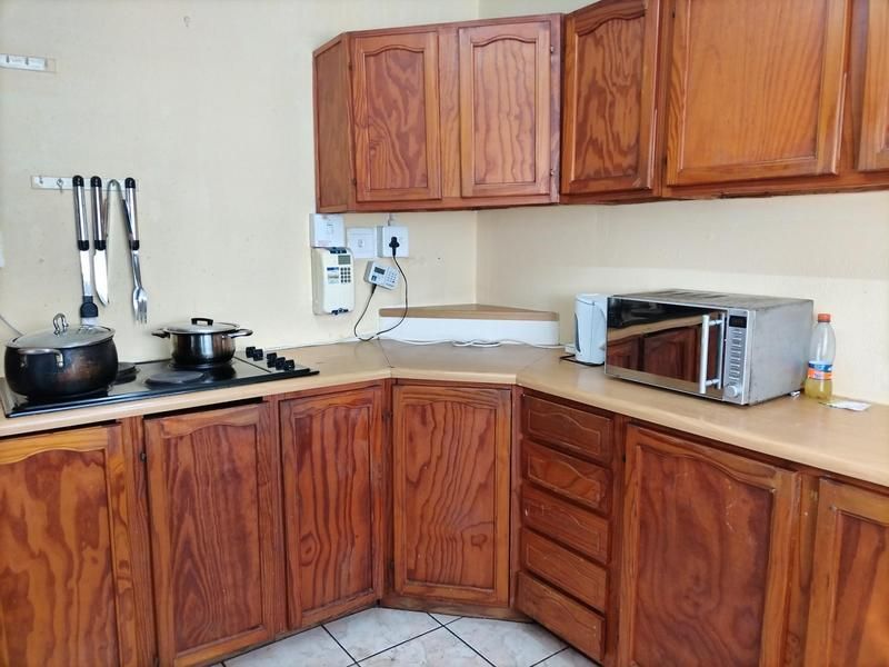 2 BEROOM APARTMENT FOR SALE IN PINETOWN