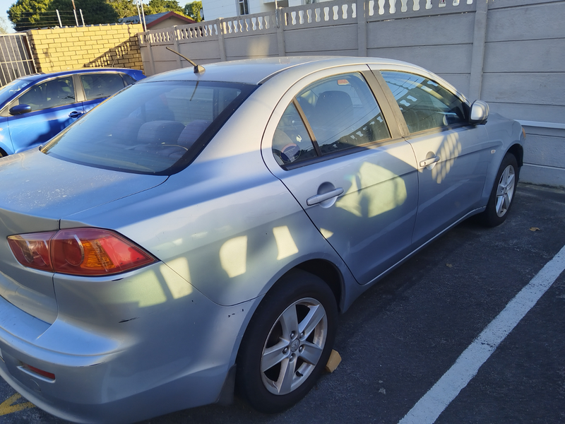 2008 Mitsubishi Lancer sedan 2 litre breaking up for spares.