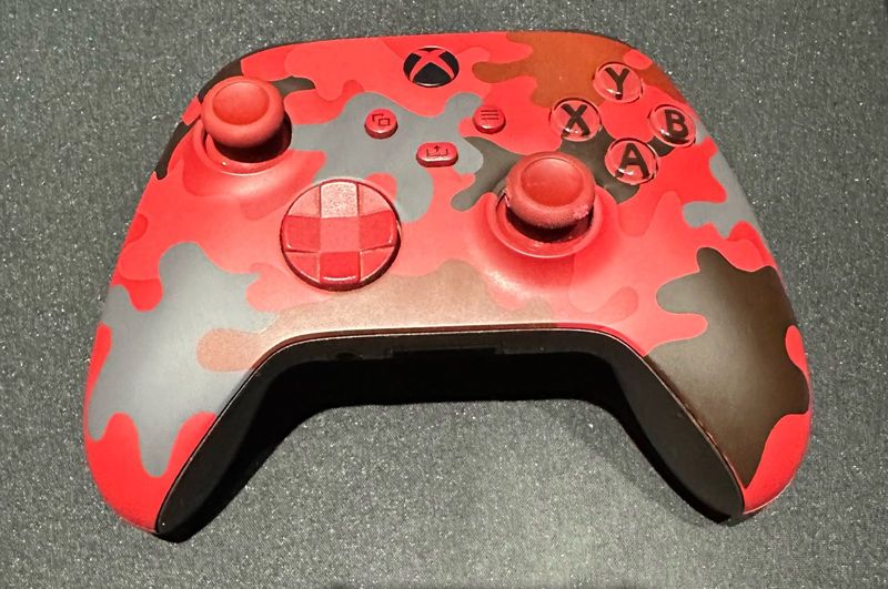 Xbox Series S X Controller Camo Red