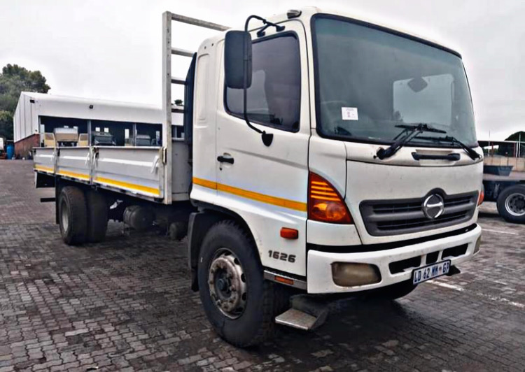 Well maintained and ready for work - 2005 - HINO 500 1626 8Ton Dropside Truck on sale  -