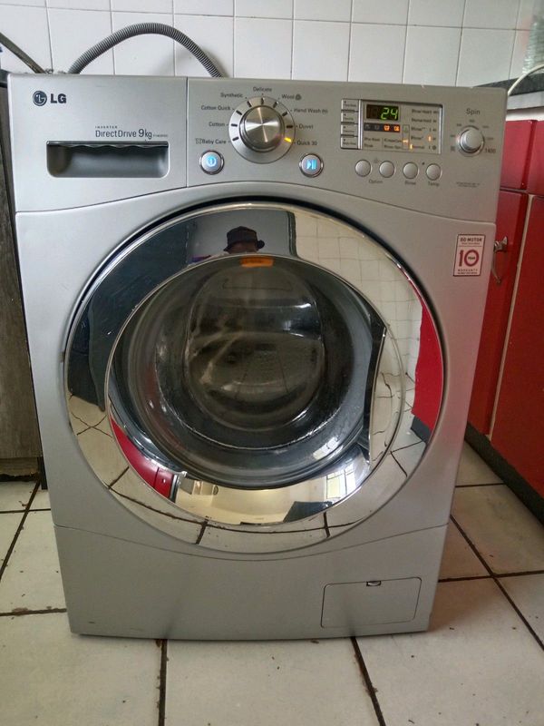 9kgs silver LG direct drive front loader washing machine