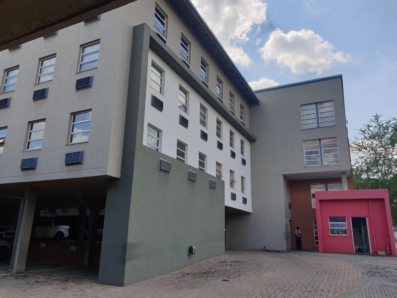 270SQM OFFICE SPACE FOR SALE WITHIN HATFIELD BRIDGE BASED IN THE HATFIELD AREA