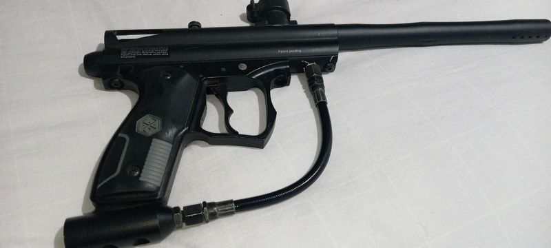 Paintball gun spyder vector