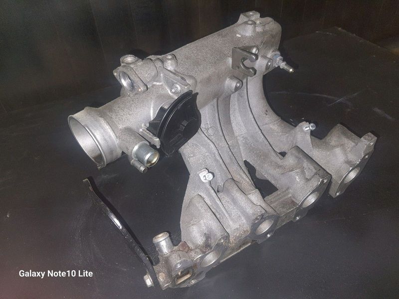 Opel 1.4, 1.6 or 1.8 Fuel Injection Manifold