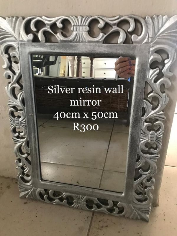 Silver resin wall mirror