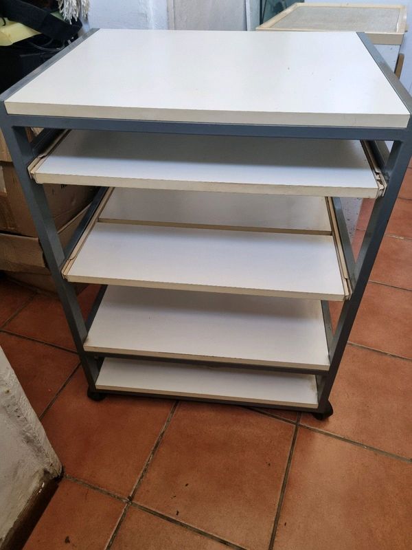Computer trolley with wheels size 64x50x86cm