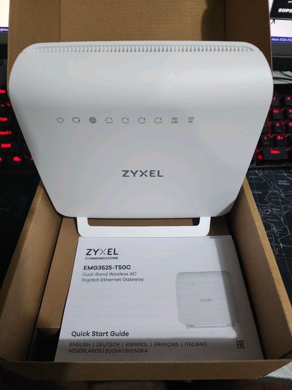 ZYXEL Fibre router *SEALED*