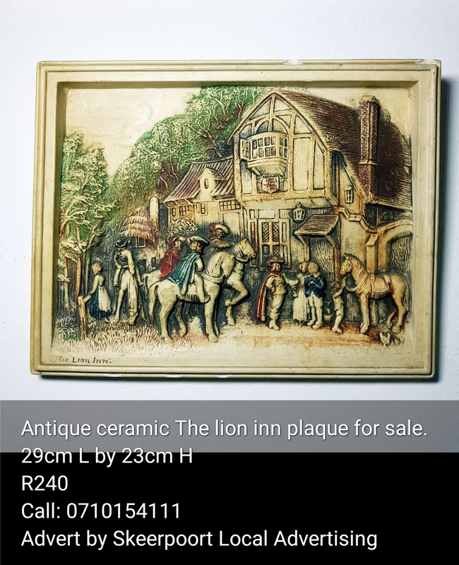Antique ceramic The lions inn plaque for sale